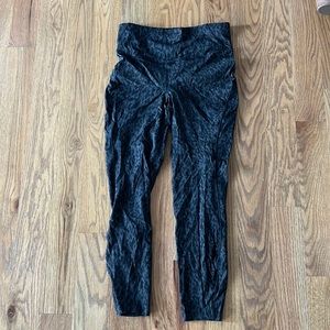 Lululemon Wunder Train 25” Size 8